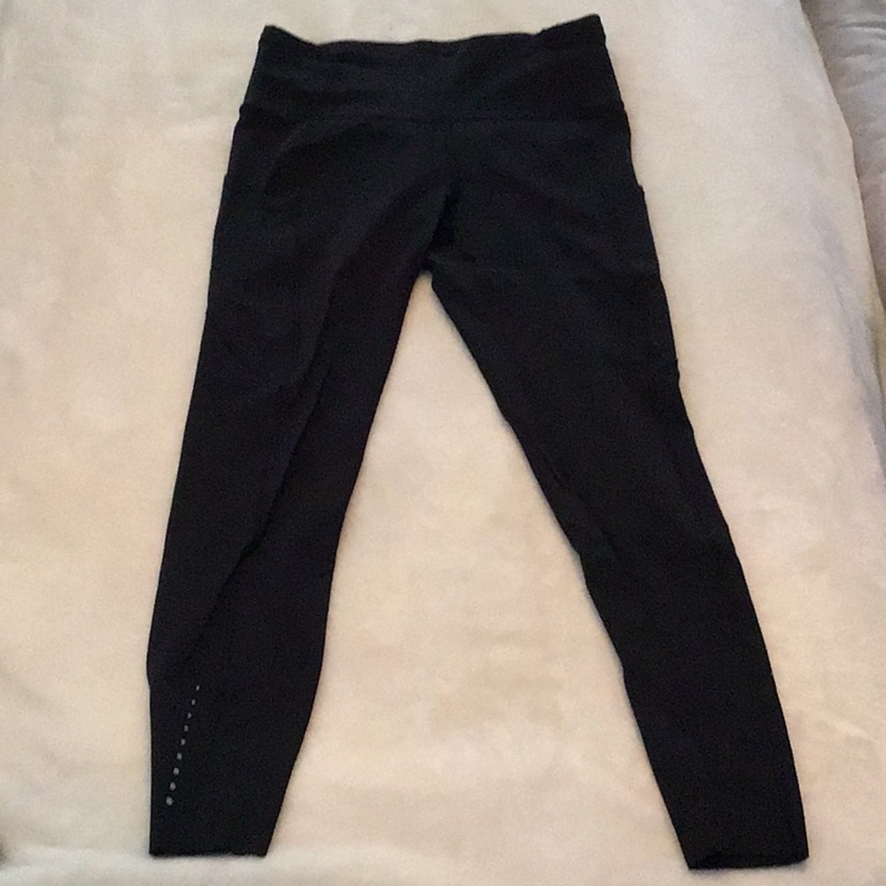 Lululemon Fast and Free 25” (6) black